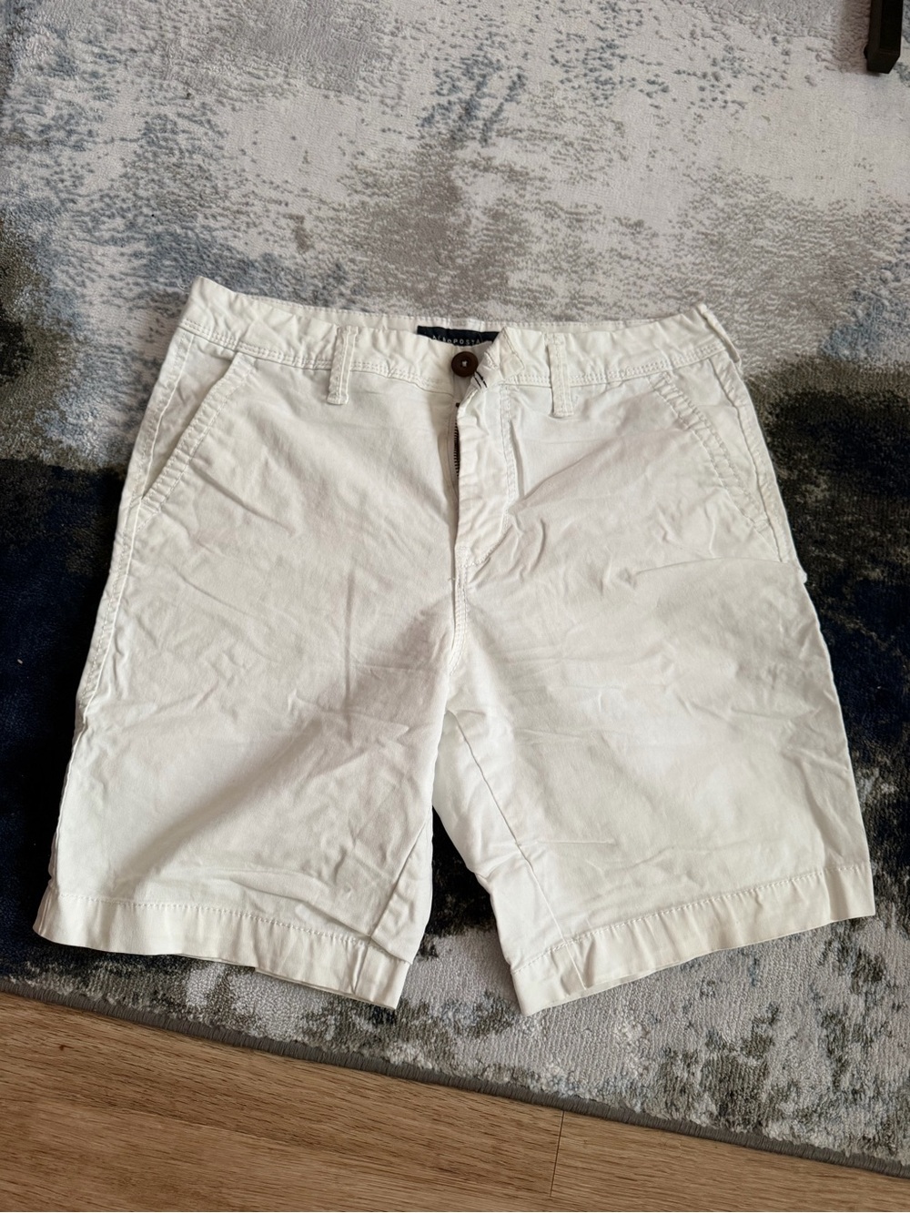 Aeropostale Men's white Flat Front Chino Shorts